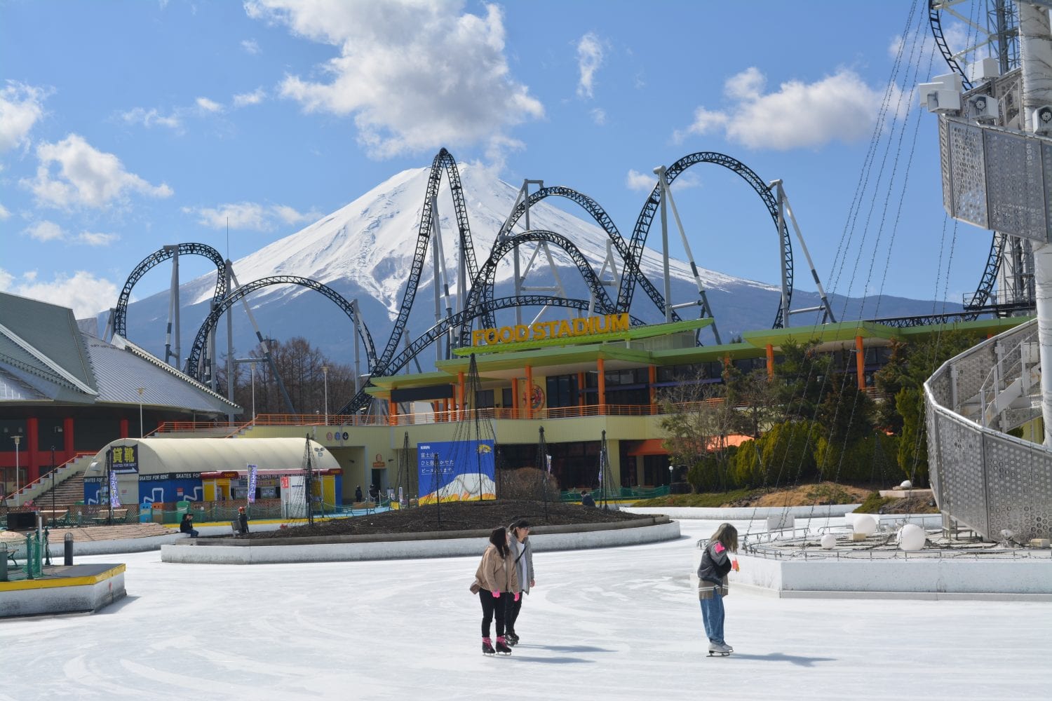 COVID-19 Turned Fuji-Q Highland into a Ghost Town | Kichi Japan